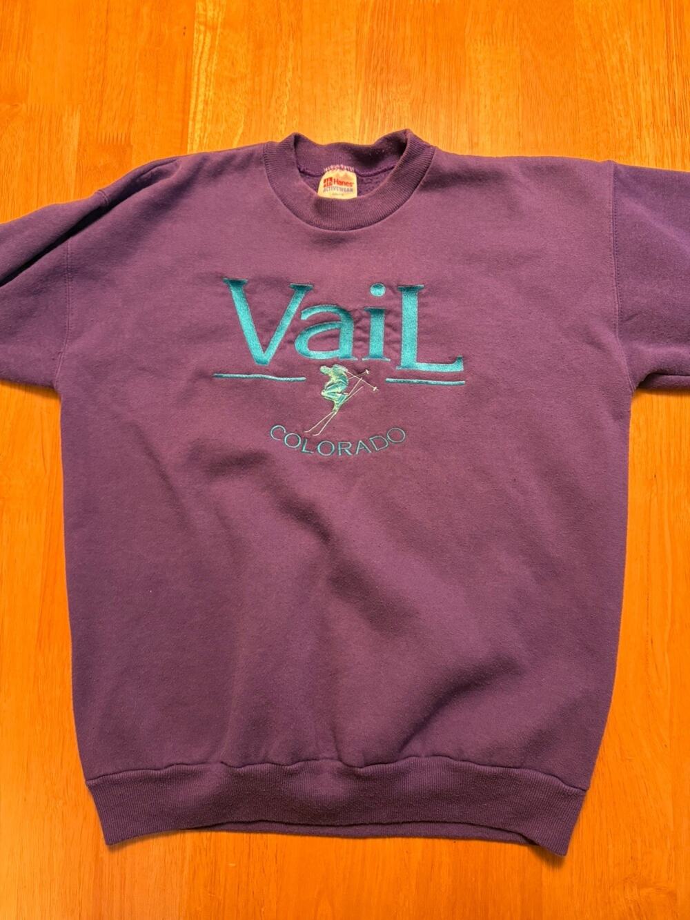Vintage Vail Colorado Ski Sweatshirt Mens M Purple Hanes Embroidered 90sCrewneck